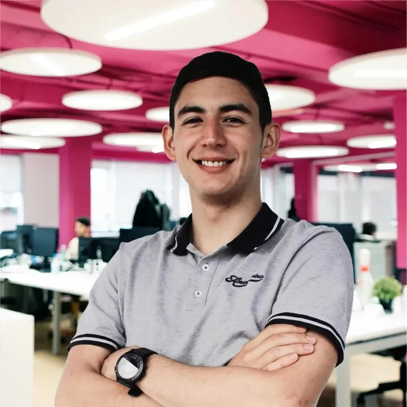 Alejandro Torres, fundador de Torre Media, agencia de Google Ads en Colombia
